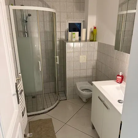 Apartment Monteur- Und